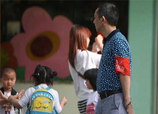  Các bậc phụ huynh tỏ ra lo lắng khi bạo lực tại trường học Trung Quốc có dấu hiệu gia tăng trong những năm gần đây. Ảnh: Daily Mail 