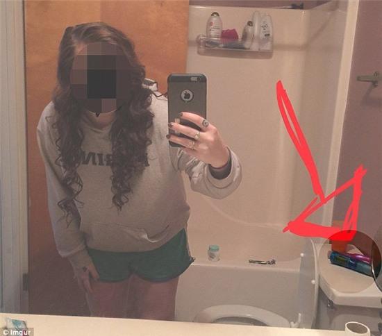 khoe anh “tu suong” co gai tre vo tinh to cao minh dung sextoy hinh anh 1