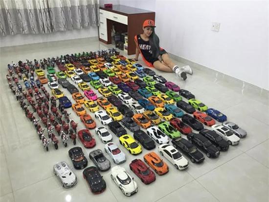 Nàng DJ sở hữu bộ sưu tập độc đáo