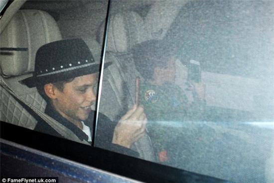 Bạn gái hot girl gửi lời chúc mừng sinh nhật kèm nụ hôn tới Brooklyn Beckham - Ảnh 8.