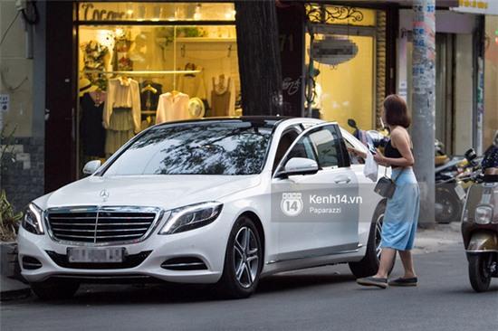 Miu Lê diện đồ đơn giản, lái xe sang tiền tỷ mới tậu đi mua sắm - Ảnh 2.