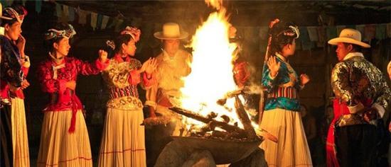 nhung tap tuc hon nhan 