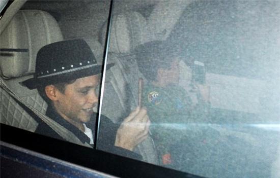 cau-ca-nha-becks-ban-ron-trong-ngay-sinh-nhat-6