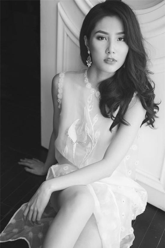 Ảnh thẻ cho thấy lúc 8 tuổi, Diễm My 9X đã rất xinh xắn - Ảnh 10.