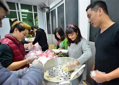 nhung mon qua am long phu nu muu sinh trong dem hinh anh 2