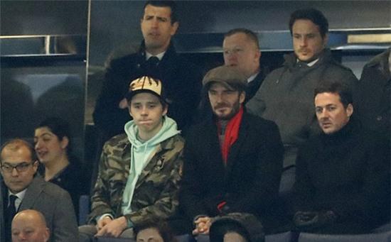 becks-va-con-trai-toi-stamford-bridge-co-vu-psg-1