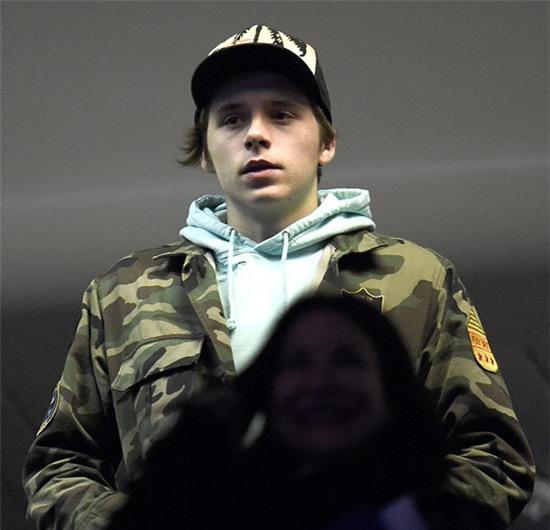 becks-va-con-trai-toi-stamford-bridge-co-vu-psg-5