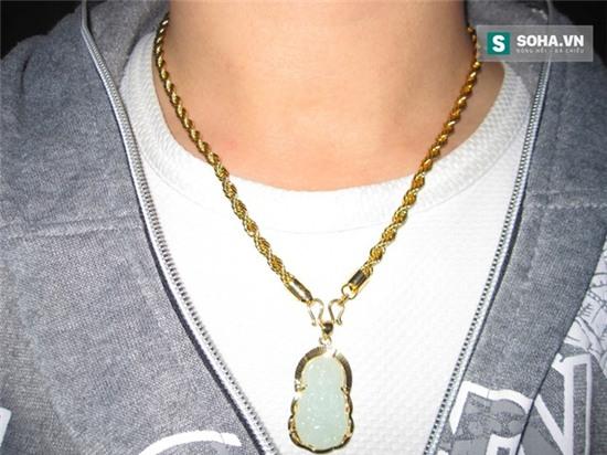 Xiang đã phải gánh chịu hậu quả của việc khoa của trên mạng xã hội.