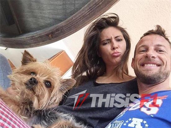 vua-bo-vo-jenson-button-voi-hen-ho-mau-playboy-3