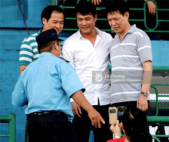 Hành động đẹp của HLV Hữu Thắng và bí mật giúp Quế Ngọc Hải tỏa sáng - Ảnh 2.