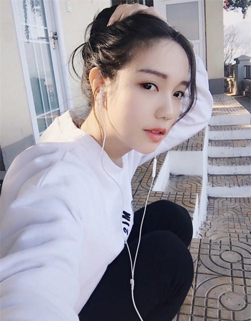 Quá trẻ trung và sành điệu, ông bố bị nhầm là... người yêu của con gái mình - Ảnh 9.