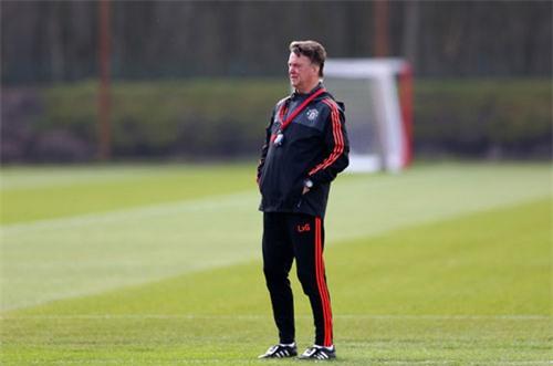 dat cot moc 150, van gaal muon m.u 