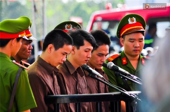 Hoãn xử phúc thẩm vụ thảm sát ở Bình Phước vì bị cáo Tiến không đồng ý luật sư chỉ định - Ảnh 1.