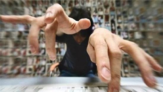 Tôi muốn giáng cái tát vào những kẻ share clip 9 đứa trẻ đi nhà nghỉ