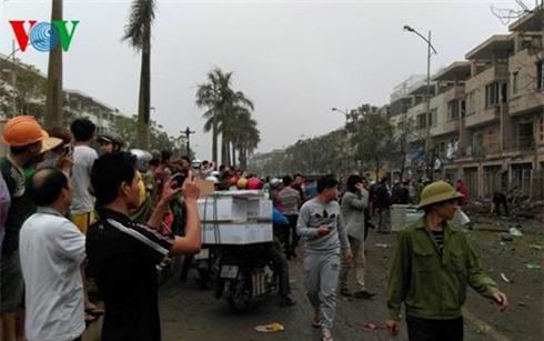 tin nong: no lon tai khu do thi van phu, ha dong, 4 nguoi chet hinh 1