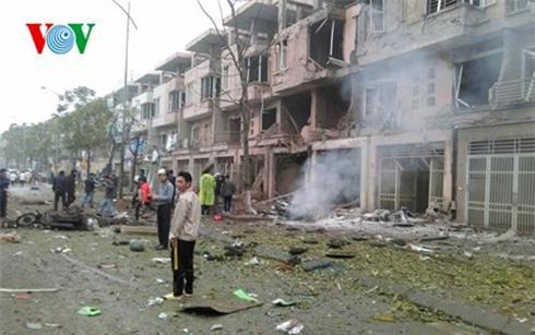 tin nong: no lon tai khu do thi van phu, ha dong, 4 nguoi chet hinh 3