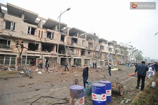 Xác định danh tính người đàn ông cưa phế liệu gây ra vụ nổ kinh hoàng ở Hà Đông - Ảnh 2.