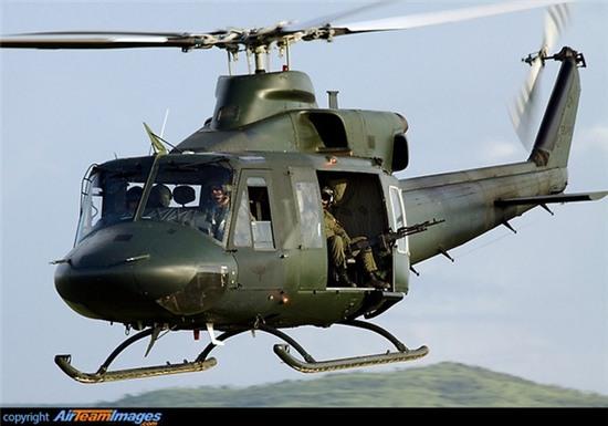 may bay quan su roi o indonesia, 12 nguoi thiet mang hinh anh 1