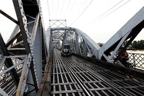 Nhung cay cau tram tuoi o Viet Nam hinh anh