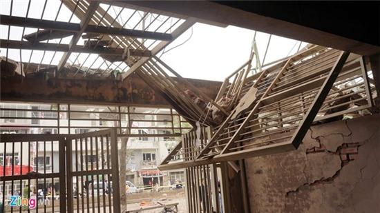 Canh hoang tan sau vu no lon o Ha Dong hinh anh