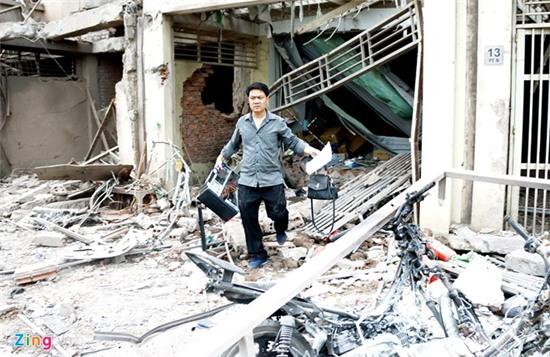 Canh hoang tan sau vu no lon o Ha Dong hinh anh