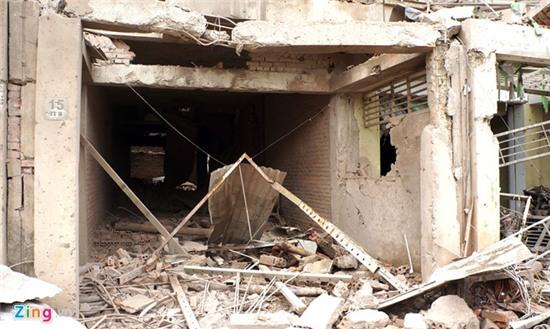 Canh hoang tan sau vu no lon o Ha Dong hinh anh