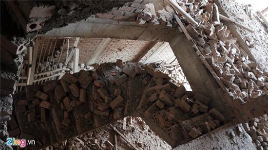 Canh hoang tan sau vu no lon o Ha Dong hinh anh