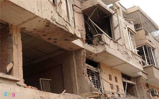 Canh hoang tan sau vu no lon o Ha Dong hinh anh