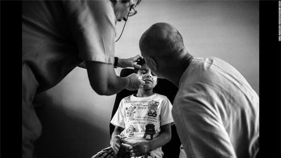 cau-be-mac-benh-ky-la