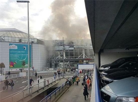 Cập nhật: Đánh bom giữa thủ đô Bỉ, ít nhất 17 người chết - Ảnh 7.