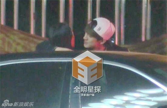 Thập Tứ A Ca Lâm Canh Tân lộ loạt ảnh ôm hôn với hotgirl mạng xã hội - Ảnh 17.