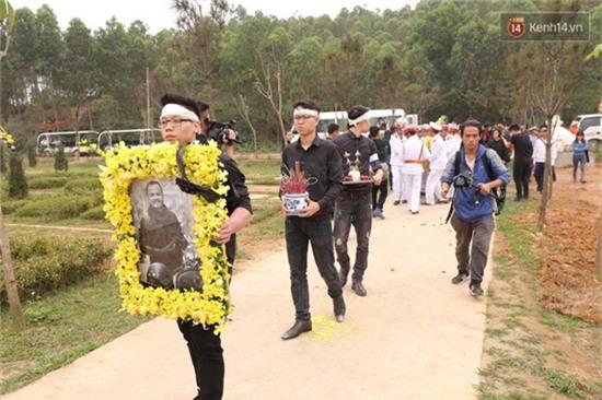 Toàn cảnh tang lễ đầy nước mắt tiễn đưa nhạc sĩ Trần Lập - Ảnh 40.