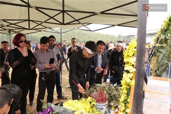 Toàn cảnh tang lễ đầy nước mắt tiễn đưa nhạc sĩ Trần Lập - Ảnh 44.