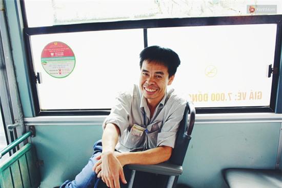 1.001 chiêu sinh viên trốn vé xe buýt và cách hành xử văn minh của người phụ xe - Ảnh 3.