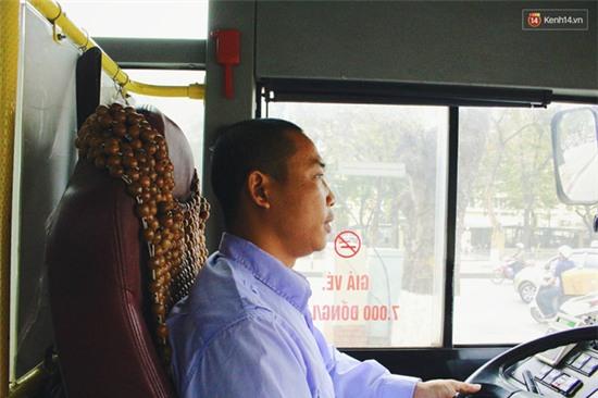 1.001 chiêu sinh viên trốn vé xe buýt và cách hành xử văn minh của người phụ xe - Ảnh 4.