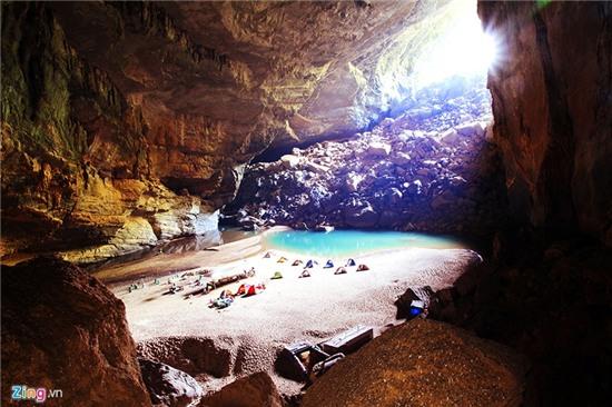 Son Doong hung vi qua ong kinh nguoi Viet hinh anh