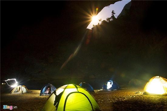 Son Doong hung vi qua ong kinh nguoi Viet hinh anh