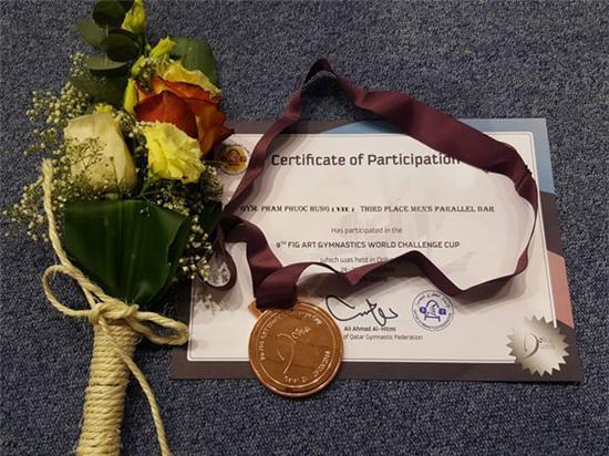 Đứng thứ nhất nội dung là Oleg Stepko (Azerbaijan) và hạng nhì là Larduet (Cuba).