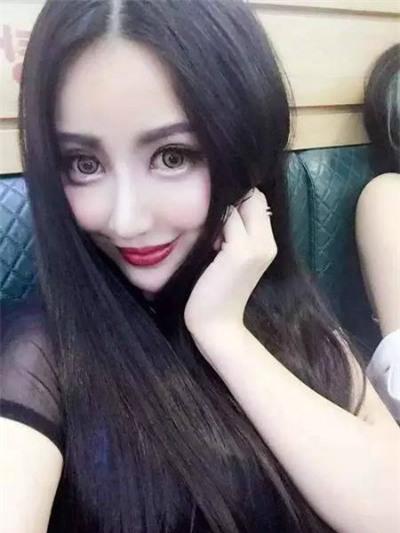 Phẫu thuật thẩm mỹ 20 lần trong 2 năm, hot girl bị mẹ dọa từ mặt trên sóng truyền hình - Ảnh 3.