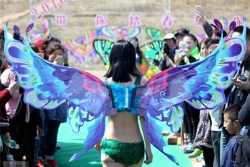 gai xinh dien bikini 