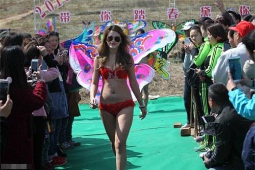 gai xinh dien bikini 