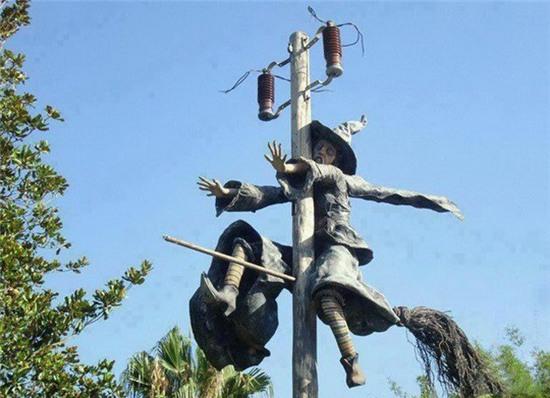 chi em "kho do", anh em "kho tho" hinh anh 15