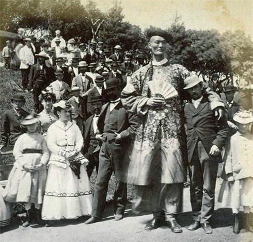 phat hien hinh anh ve nguoi khong lo trung quoc tu the ky 19 hinh anh 4