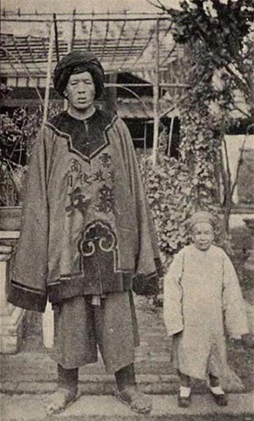 phat hien hinh anh ve nguoi khong lo trung quoc tu the ky 19 hinh anh 5