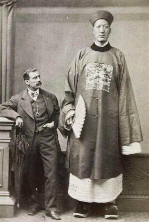 phat hien hinh anh ve nguoi khong lo trung quoc tu the ky 19 hinh anh 7