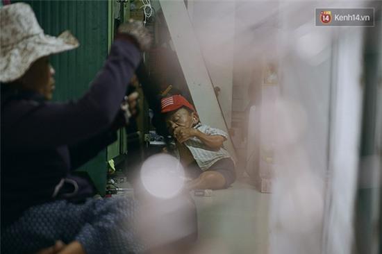 Anh em sọ dừa 15 năm nương tựa nhau bán vé số mưu sinh ở Sài Gòn - Ảnh 11.