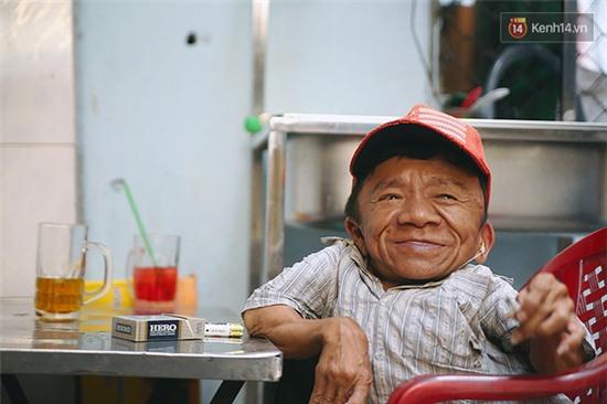 Anh em sọ dừa 15 năm nương tựa nhau bán vé số mưu sinh ở Sài Gòn - Ảnh 14.