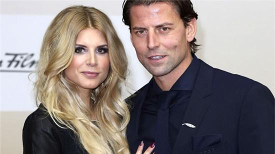 sao-san-co-tap-nap-len-chuc-bo