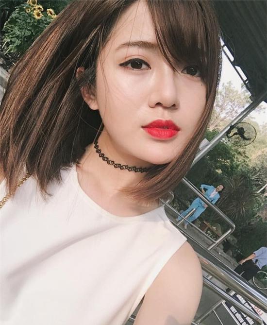 Không chỉ ngoại hình, những hot boy, hot girl này đều nổi tiếng nhờ... thể thao - Ảnh 4.