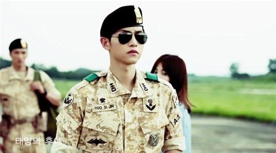  Song Joong Ki trở thành soái ca quân nhân 